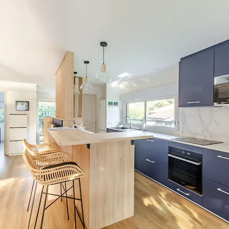 105 M Near The Ocean With Pool And Garden