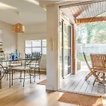 Holiday home 105 M Near The Ocean With Pool And Garden