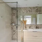 105 M Near The Ocean With Pool And Garden 度假居